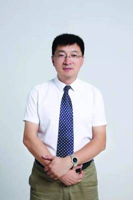 【大创业时代】“智造”企业的尺寸之争 专访长春通讯设备企业巨龙通信高伟